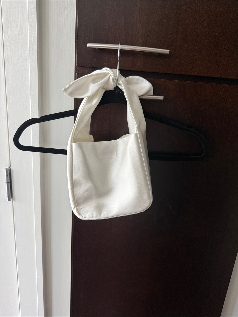 Ivory Knot-Handle Small Bag